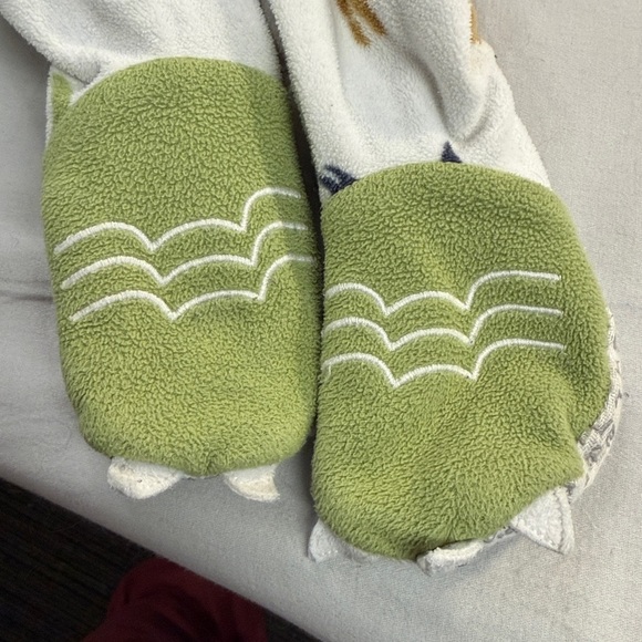 Carter's - 2T - Dinosaur Print Fleece Onesie Sleeper - Picture 3 of 4